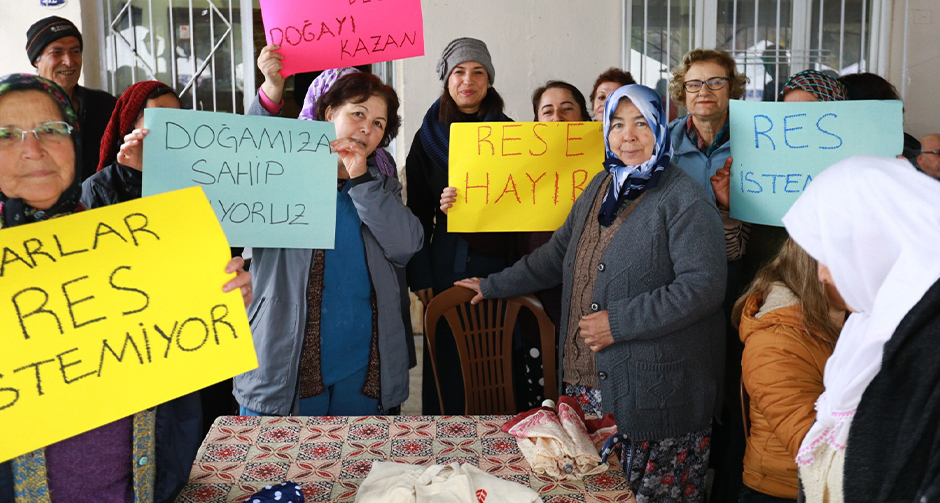 İzmir Selçuk halkı 'RES'e 'REST' çekti